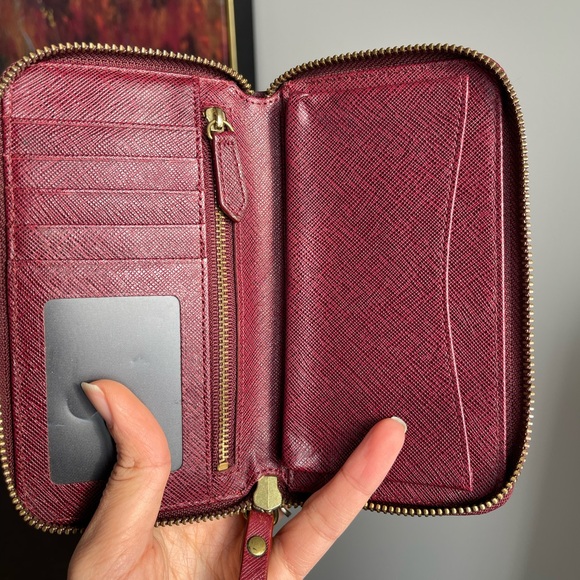Roots Handbags - Vintage Roots Valencia wristlet wallet in red/burgundy saffiano-style leather